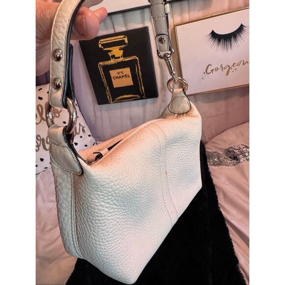 Coach white logo pebble leather baguette bag tote bag - Picture 8 of 12